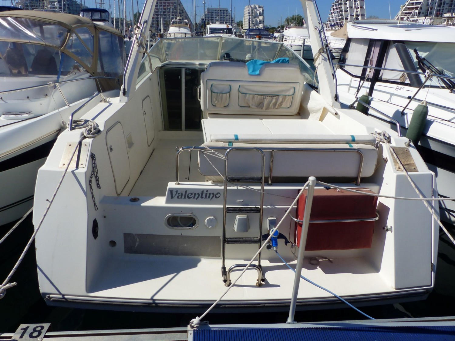 slider 4 Beneteau Flyer 8